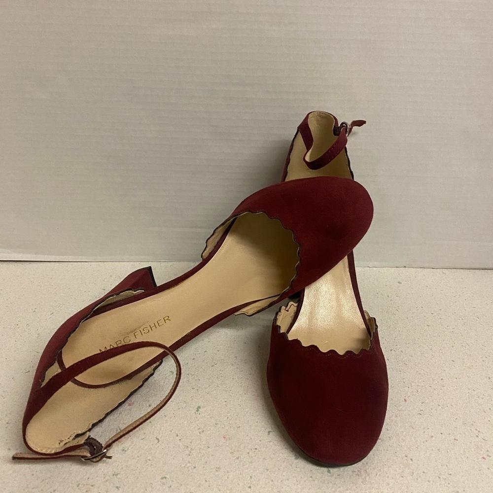 Marc Fisher Burgundy/Ox Blood  Scalloped Sahar Pumps